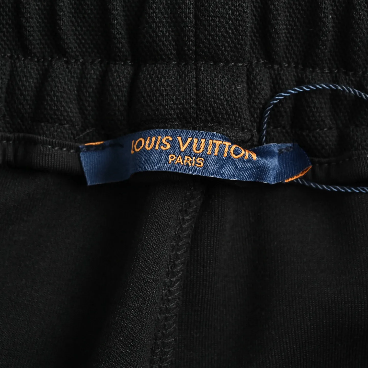 Louis Vuitton/Louis Vuitton double logo embroidered shorts